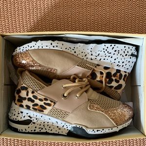 Women’s YOKI Sneakers